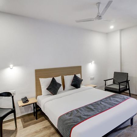 Super Townhouse Rcc Majestic 397 Lb Nagar Otel Haydarabad Dış mekan fotoğraf